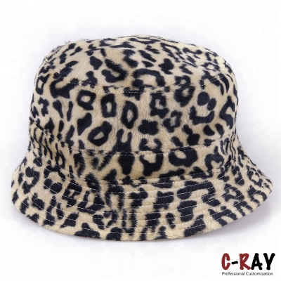 Leopard pattern fleece material bucket hat 